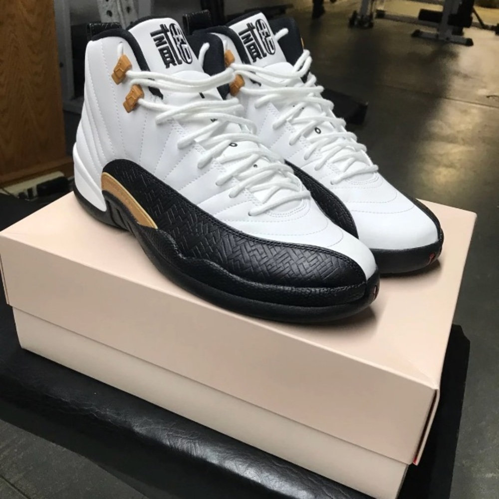 Jordan CNY 12